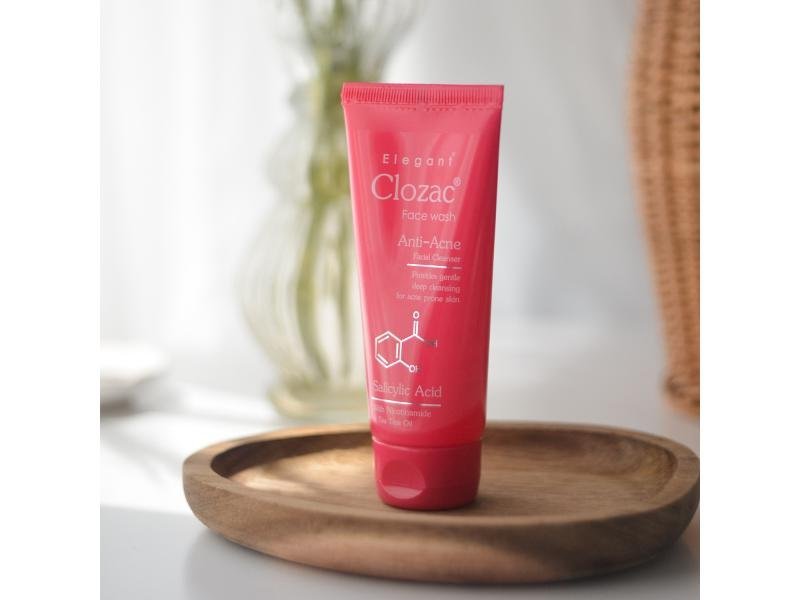Elegant Clozac Anti Acne Facewash – 60ml