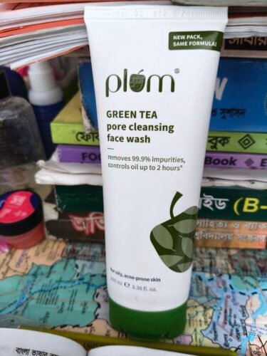 Plum Green Tea Pore Cleansing Facewash - 100ml | Fight Pimples & Control Oil photo review